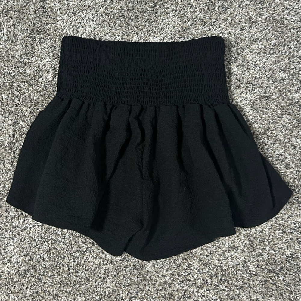 Flowy shorts super flattering 🐻‍❄️